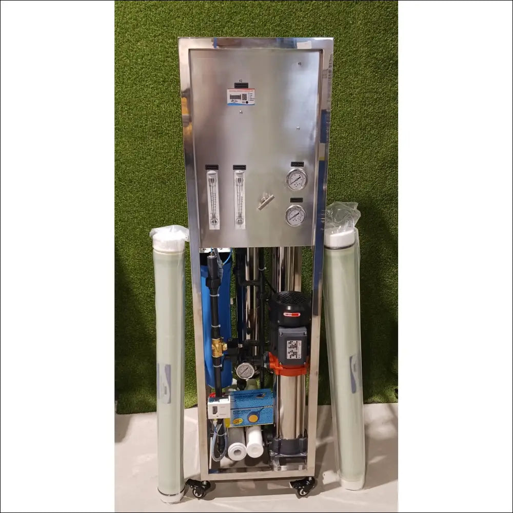 Stație osmoză inversă 500 l/oră din oțel inoxidabil cu manometre și pompă pe bază mobilă pentru spălătorie self service car wash